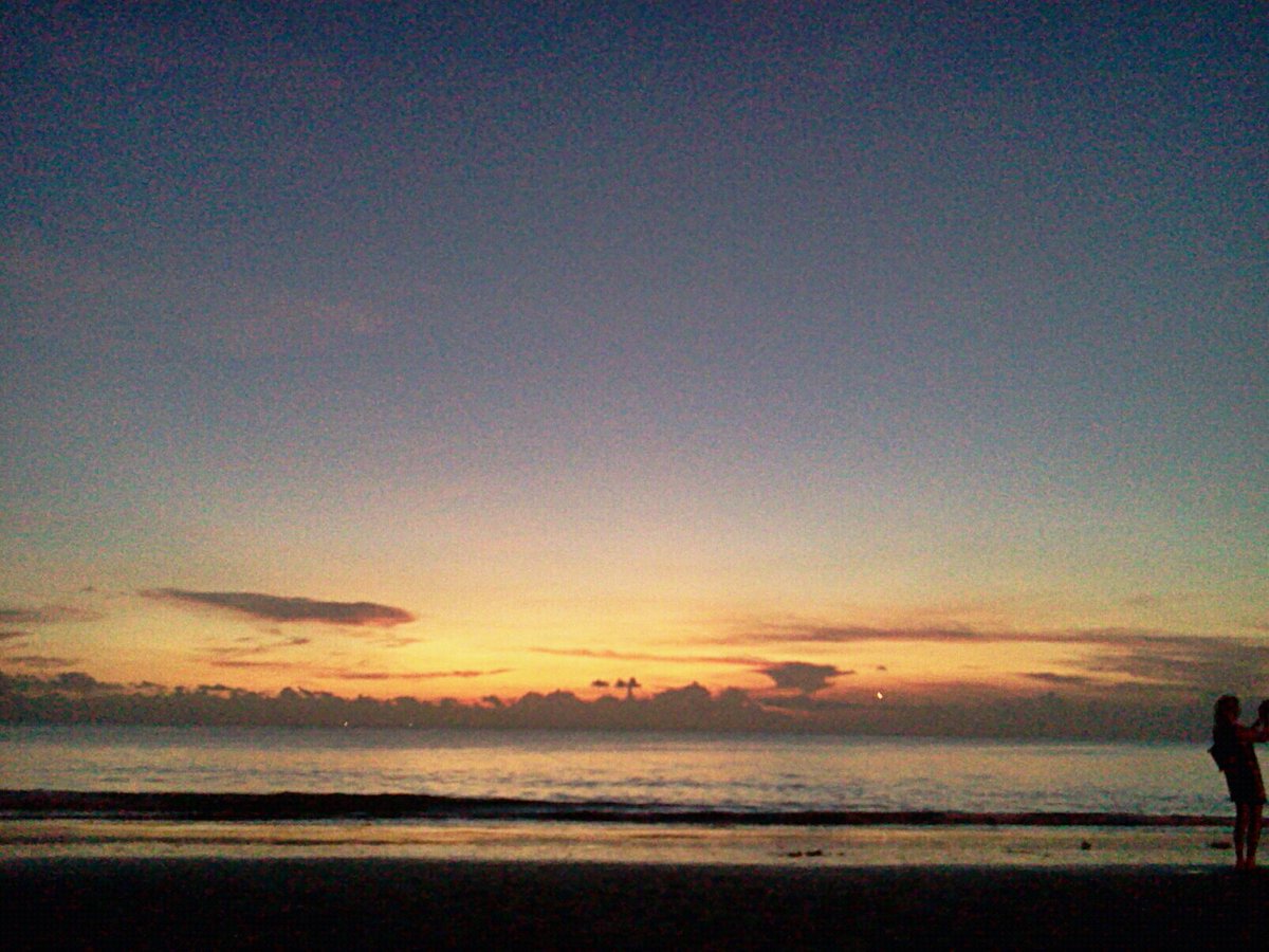 The dawn of twilight.. The ever lasting sunlight beams through her eyes.. Fall in the night.. into your grace