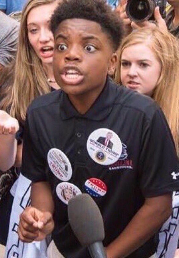OMG_ItsKhairy's tweet photo. "You can't be mad about slavery because Africans sold black to the great white man as well" 

#TweetLikeACoon https://t.co/uymjzx5ms1
