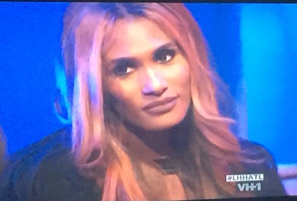 YeahImFamous's tweet photo. Sir u are a man with a wig lol . Get over it #LHHATL https://t.co/PkXkQmUxqy