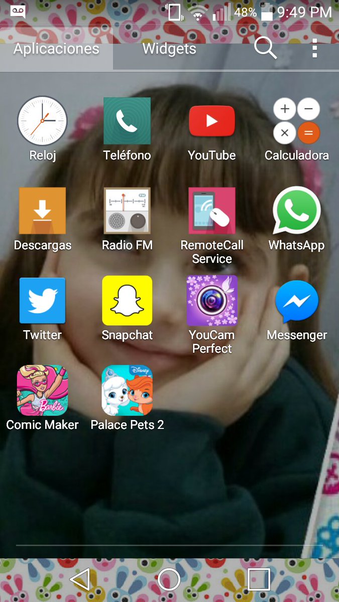 aleeefernandeez's tweet photo. Cuando derrepente se descargan aplicaciones en tu cel #ahijada https://t.co/h3qCvnC47S