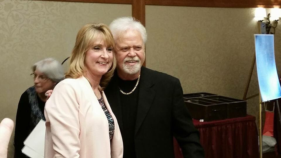 lynnepluta's tweet photo. @merrillosmond Safe travels, Merrill! Nice seeing you in Pa.#WDML https://t.co/pZAoowAui7