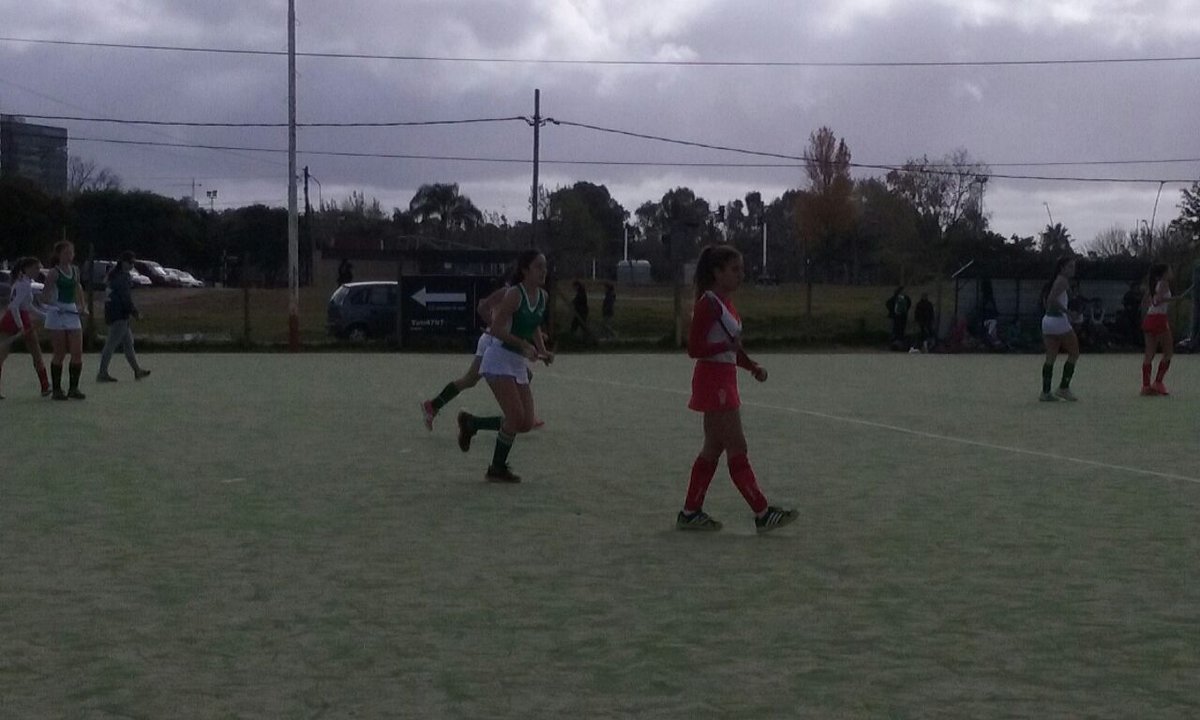 quemerodelsurok's tweet photo. #HockeySobreCésped
R1 F5 (Recupero)
#ViloB - #Huracán
9na 0-18
8va 0-9
7ma 0-13
6ta 0-7
5ta 0-3
Inter 1-0
1era 3-0 https://t.co/7I5JRMRQMC