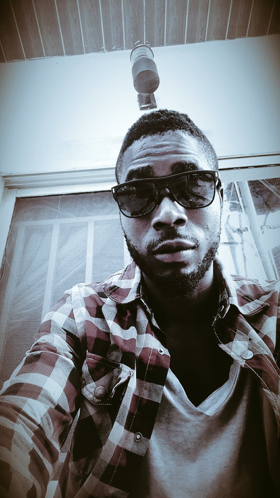 OGtrillion's tweet photo. Mood swing💨💨💭💭 i luv the feelings. #OGTrill #NOWn4EverBMG https://t.co/gL6wgyCpDM