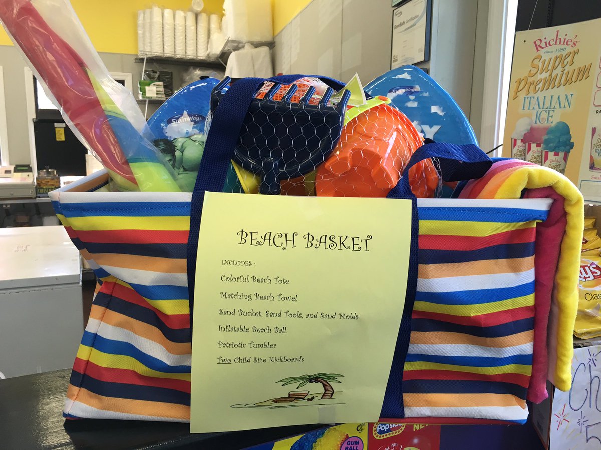 SaugusBandPA's tweet photo. We r @BSplitzSaugus ready to sell these fun, summer Raffle Baskets. #BBQBasket & #BeachFunBasket Come support Bands https://t.co/pGiP7VoxwE