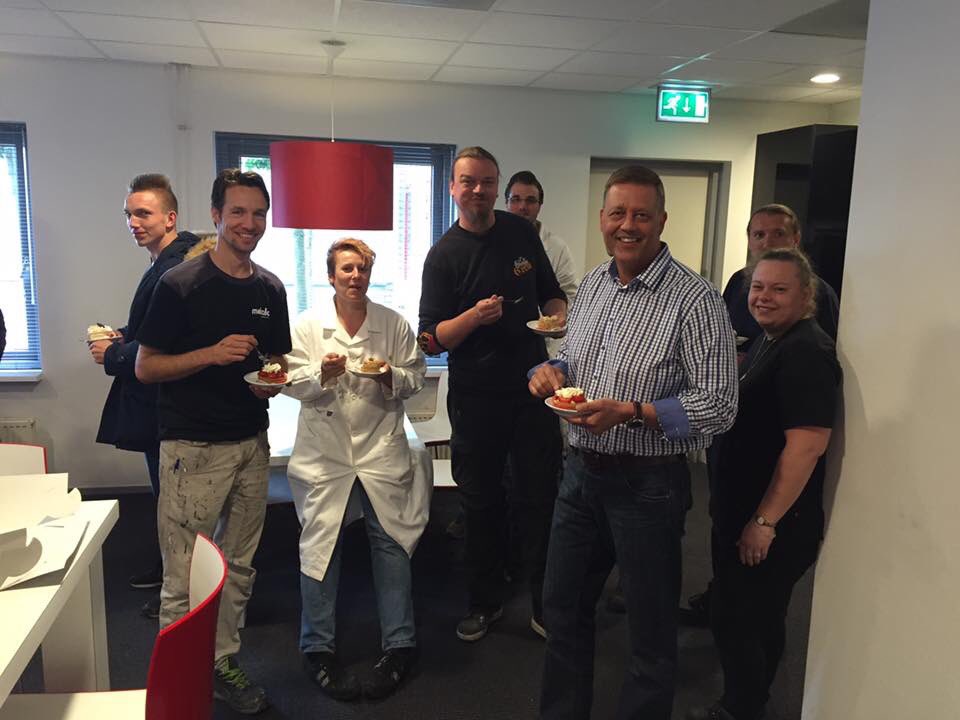 Onze eigen Edwin van Wierst is 25 jaar bij ons werkzaam! #Topper #gefeliciteerd