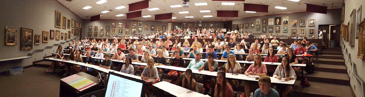 We loved our full room of smiling faces at #bamabound F5 today! <a href="/UA_BamaBound/">Bama Bound</a> @culverhouse <a href="/UA_AvantiTeam/">The Avanti Team</a>