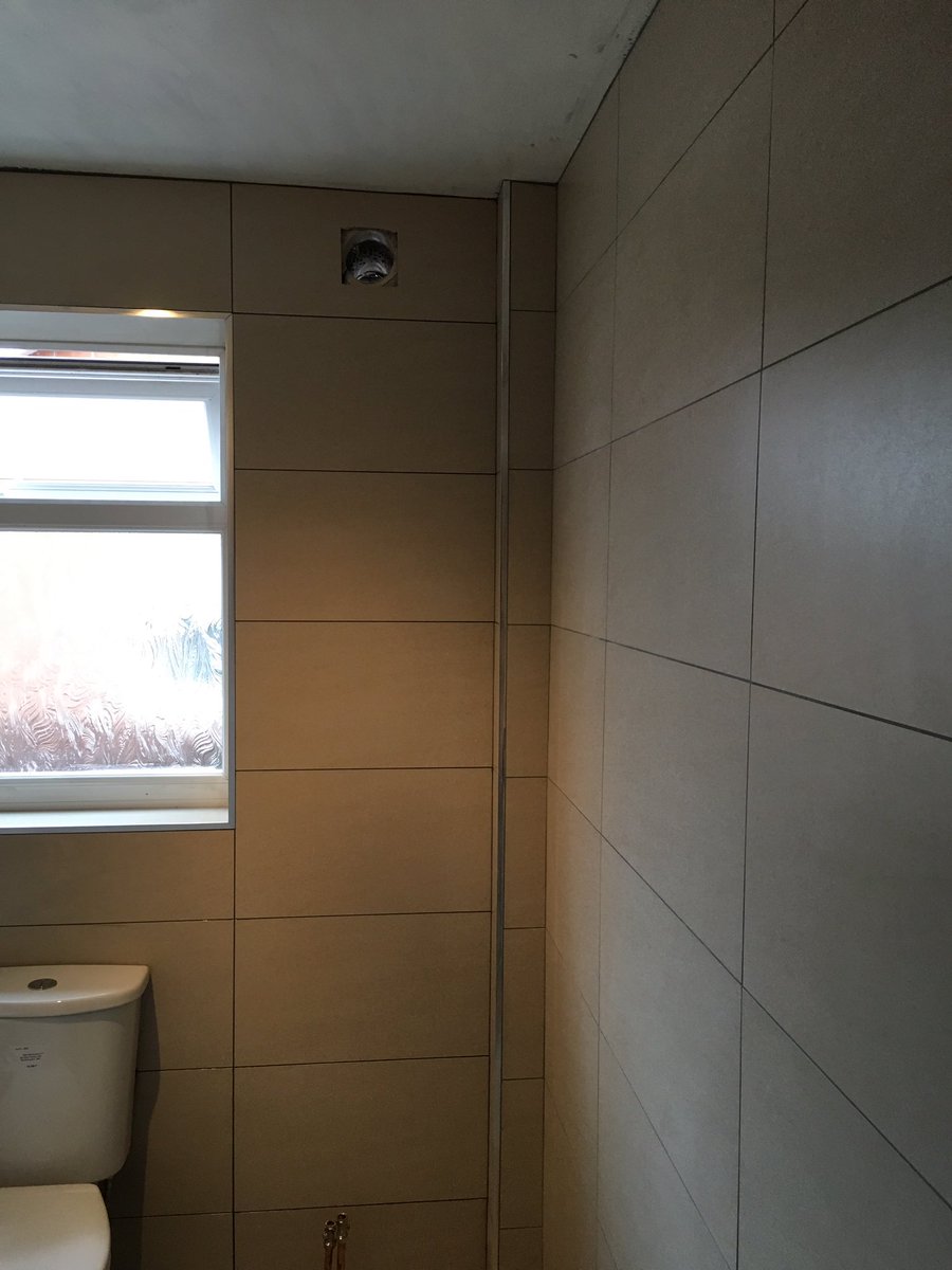 leedstilers's tweet photo. @leedstilers @BALtiling @STSUKLtd @Andrews_Tiles #suppliedtilesandadeshiveandgrout #topclasstiling #toptiling https://t.co/UQUNVn0Rwh