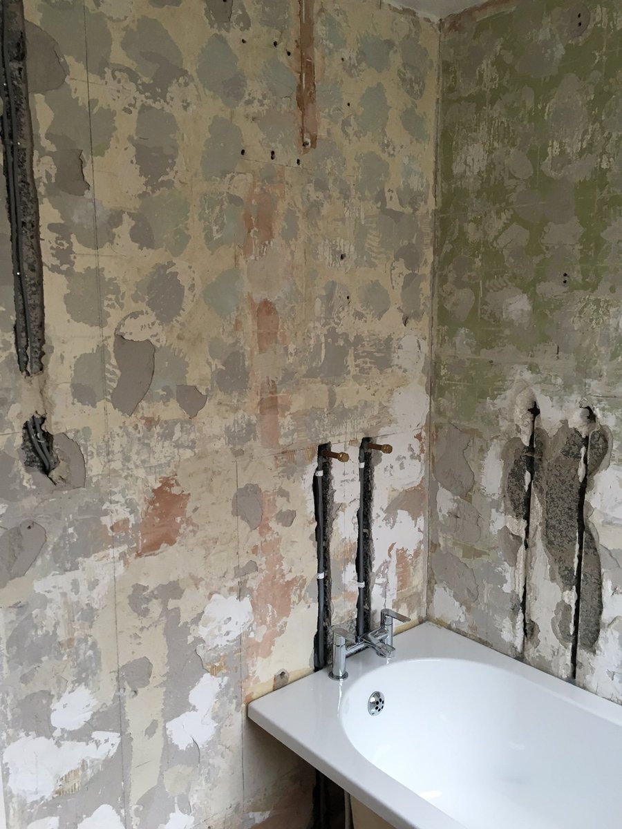 leedstilers's tweet photo. @leedstilers @BALtiling @STSUKLtd @Andrews_Tiles #suppliedtilesandadeshiveandgrout #topclasstiling #toptiling https://t.co/UQUNVn0Rwh