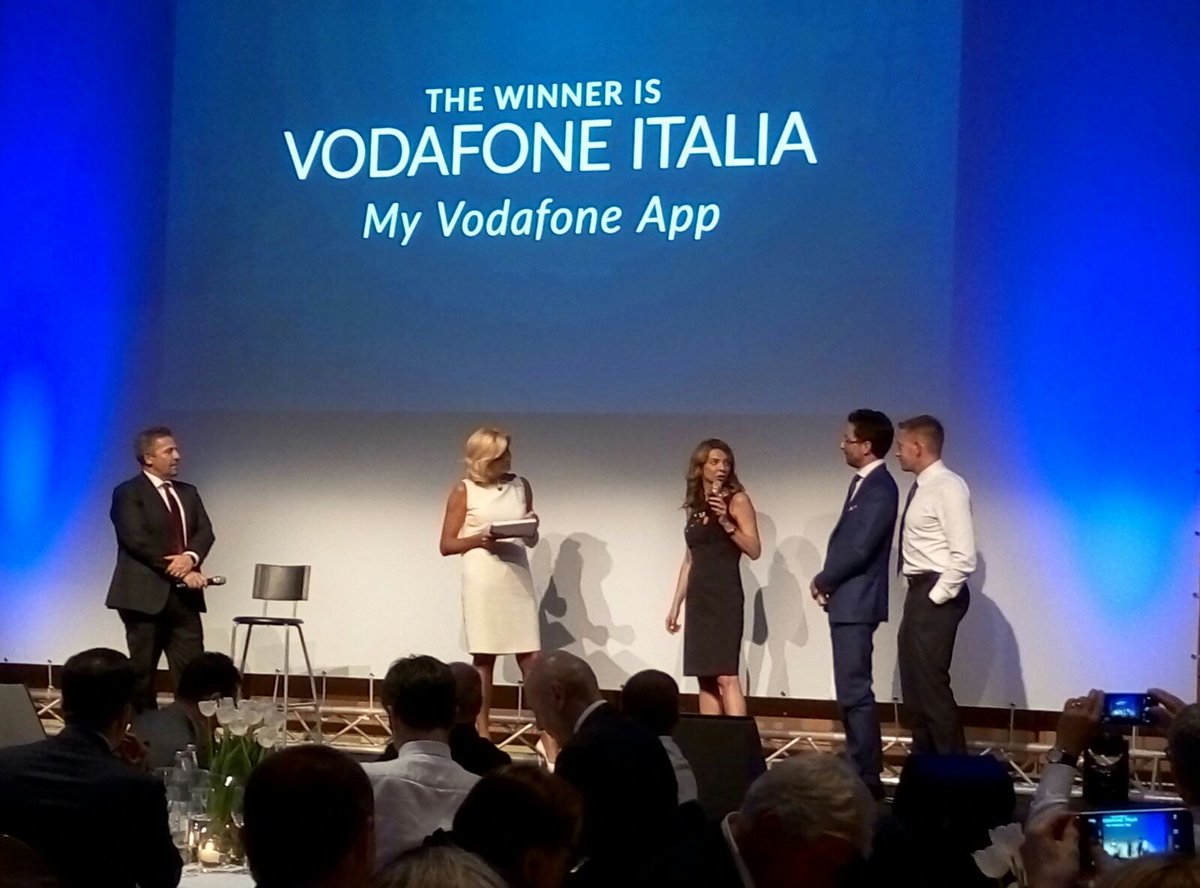 VodafoneIT's tweet photo. #MyVodafone vince al #PremioCrescitaDigitale nella categoria Making Markets. Grazie a tutti per averci votato! https://t.co/FdKsahOoPj