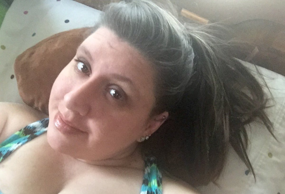 Thomasina128's tweet photo. First day of Summer☀️ https://t.co/ZYWaAJ7ZRP