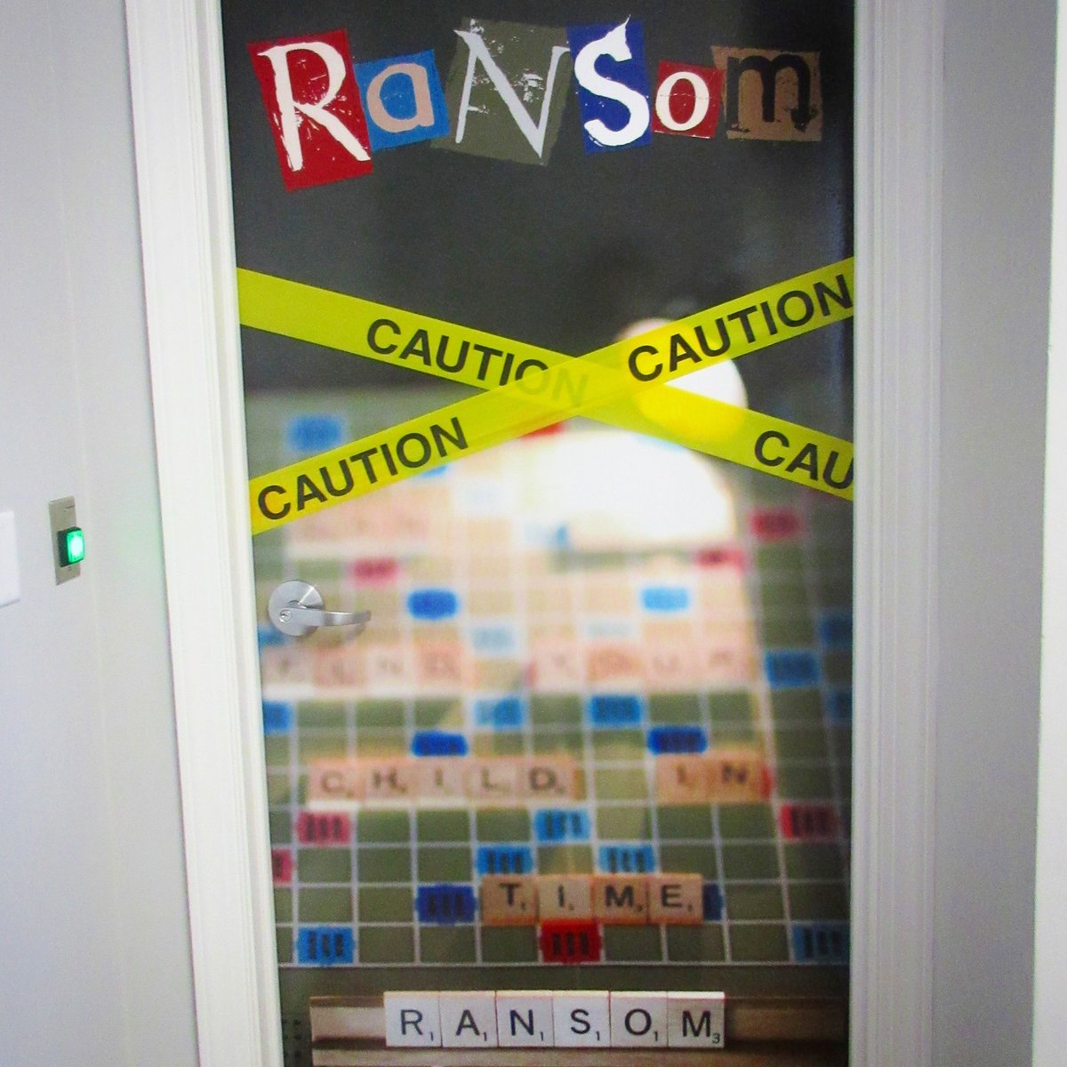 EscapeIn60's tweet photo. Ransom, our most challenging #EscapeRoom yet, is now open! Book your spinetingling adventure:https://t.co/ByIaR9odzw https://t.co/e3Ve5hoKvS