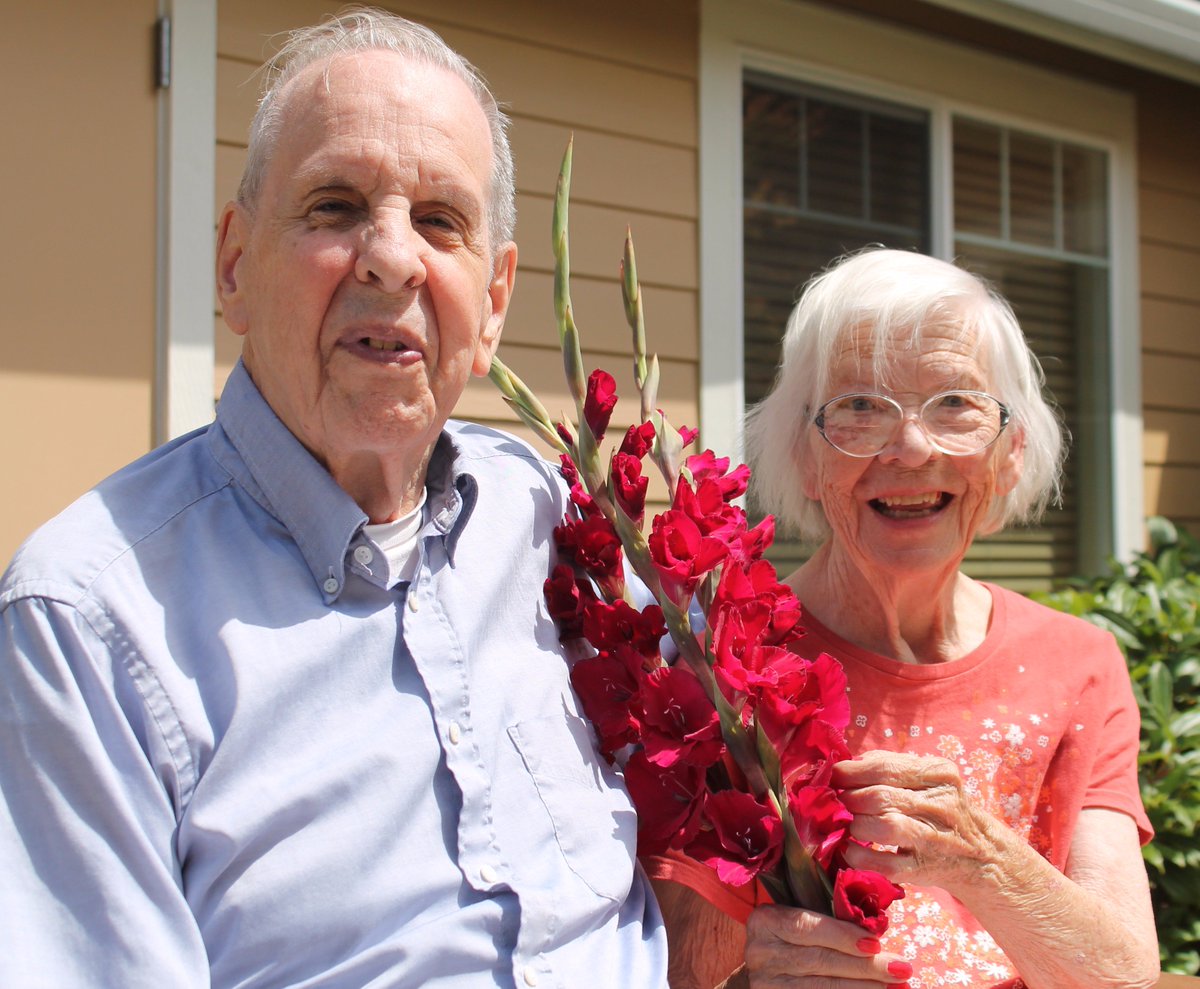 LandonWAGardens's tweet photo. Happy 52nd Anniversary to two of our favorite residents! #HappyAnniversary #FrontierCulture @WashingtonGard https://t.co/VHIqgAl9AG