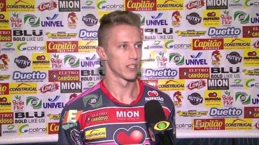 errosdemkt's tweet photo. Backdrop do time de futsal tá mais poluído que a capa da revista tititi https://t.co/IFoJCYJfze