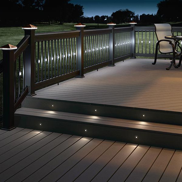Need LED Deck Lighting? Sign up for your chance to win a kit and light up the night! #giveaway #LED #lightupthenight