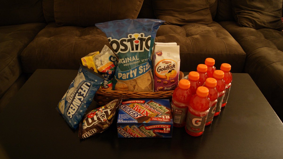 Caine_TV's tweet photo. The "Daddy Survival Kit" my wife got me on Father's Day @GamerGirlEva @DemonKnight_LoG @Jonasty_LoG @TheDominusDeum https://t.co/wqXibALHS2