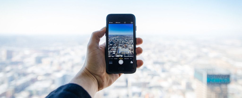 All The Beauty of Instagram, on Your Website razorfrog.com/instagram-on-y…