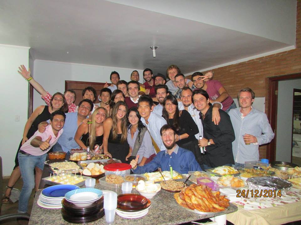 MaiaAcunia's tweet photo. #Natal https://t.co/1egNHRSgI2