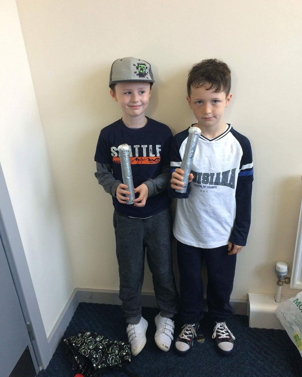 griffiths_ag's tweet photo. My son and his best mate dressed up as pj and duncan for music wow day at school. https://t.co/v2Taw3iK06