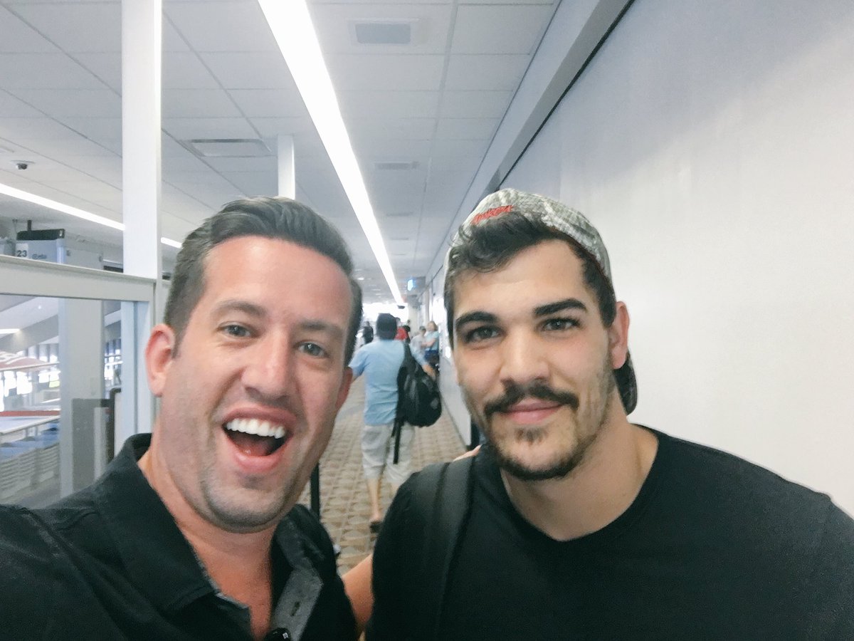 JonByars's tweet image. 76 days until @JordanWesty1 takes the field! He&apos;s from IL, I&apos;m from NE. #airportselfie #stateswap #GBR #allbig10WR