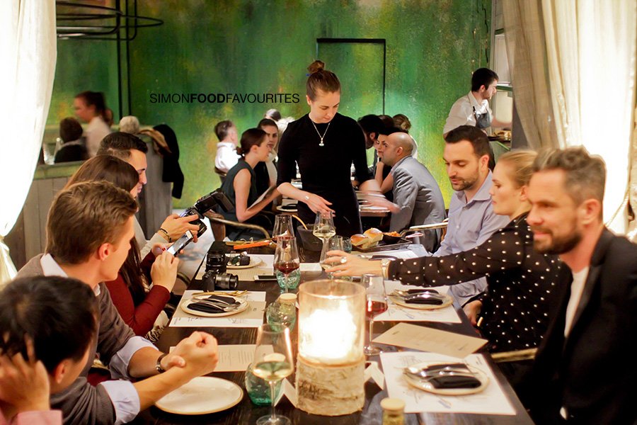 SimonLeong's tweet photo. A feast for the senses dining experience at Indu #Sydney / thnx @dimmi #INVITE #reservethemoment #indudining https://t.co/lfYgwxRhIf
