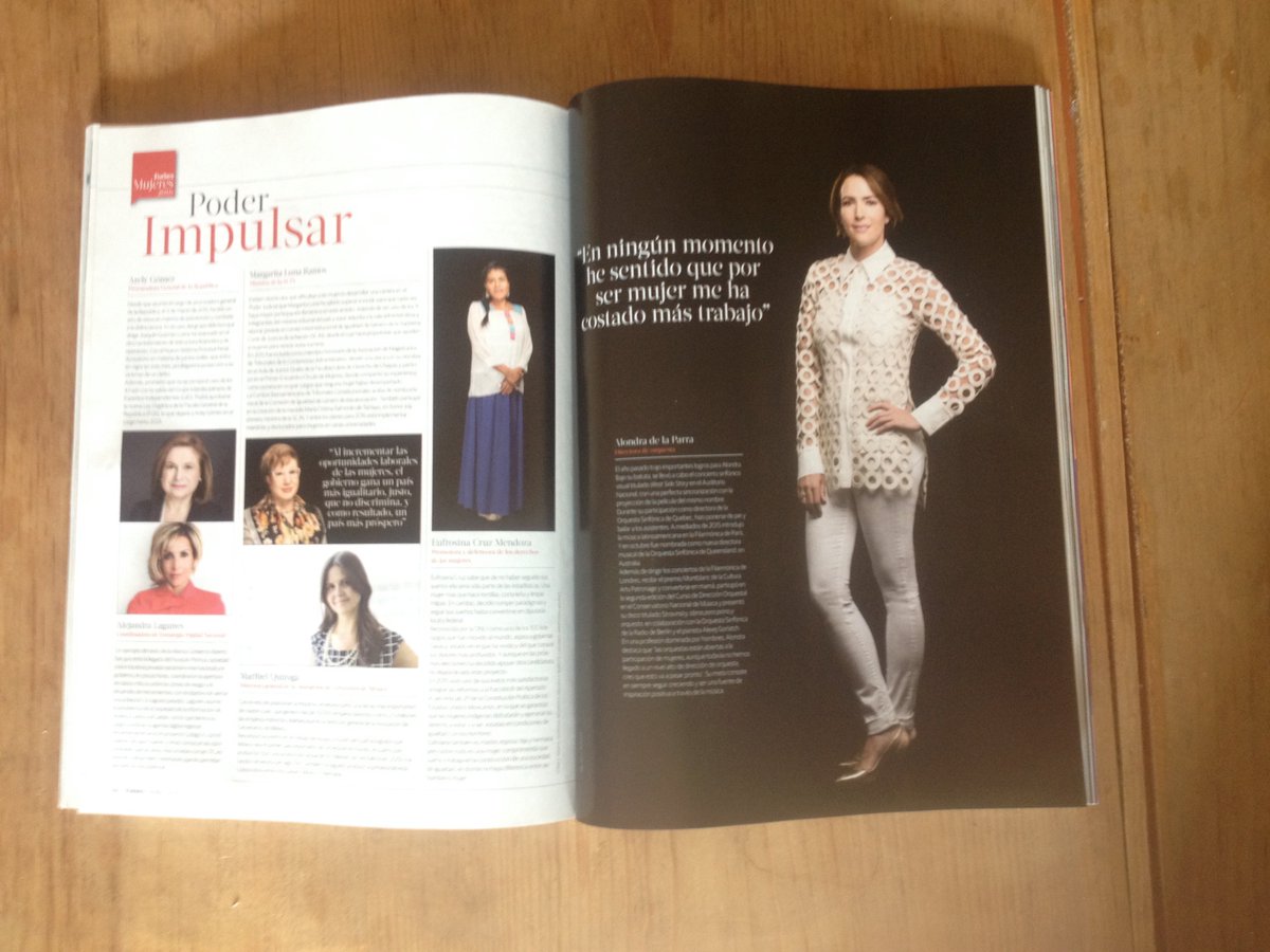 YazAPie's tweet photo. Buen número de @Forbes_Mexico sobre #MujeresPoderosas :) #PoderTrascender #PoderAyudar https://t.co/6YRR8Uh1hh https://t.co/Fvkc01n1s7