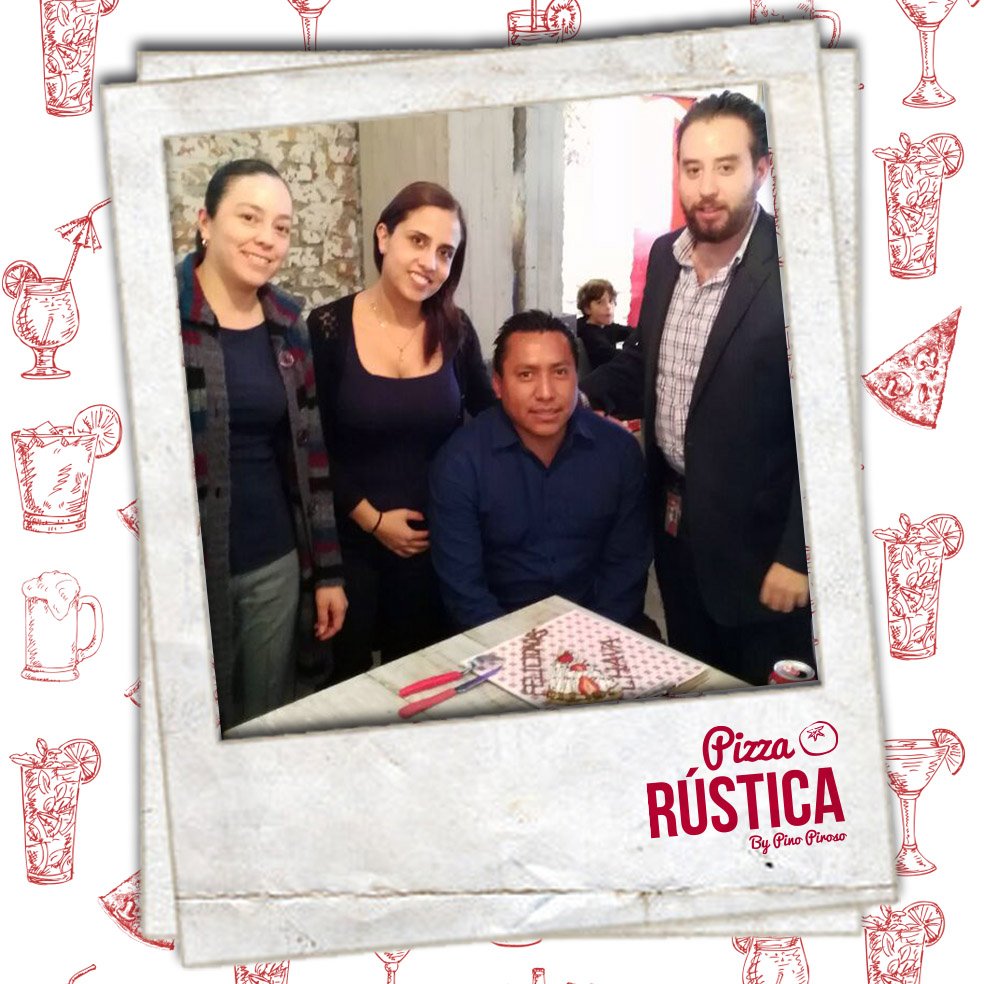 pizzarusticamex's tweet photo. ¡Cualquier día es un excelente día para festejar y comer PIZZA! #PizzaRusticaMexico #SomosRusticos https://t.co/LOZRGf3enn