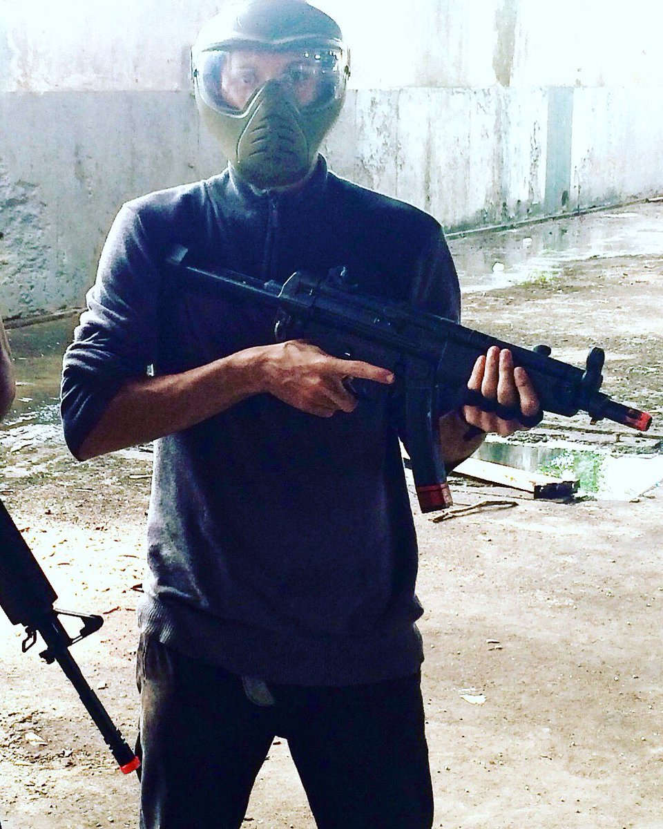 Eduandrs_'s tweet photo. Foco na missão!! #airsoft #mp5airsoft #pontalaranja https://t.co/mIXBY7SZoU