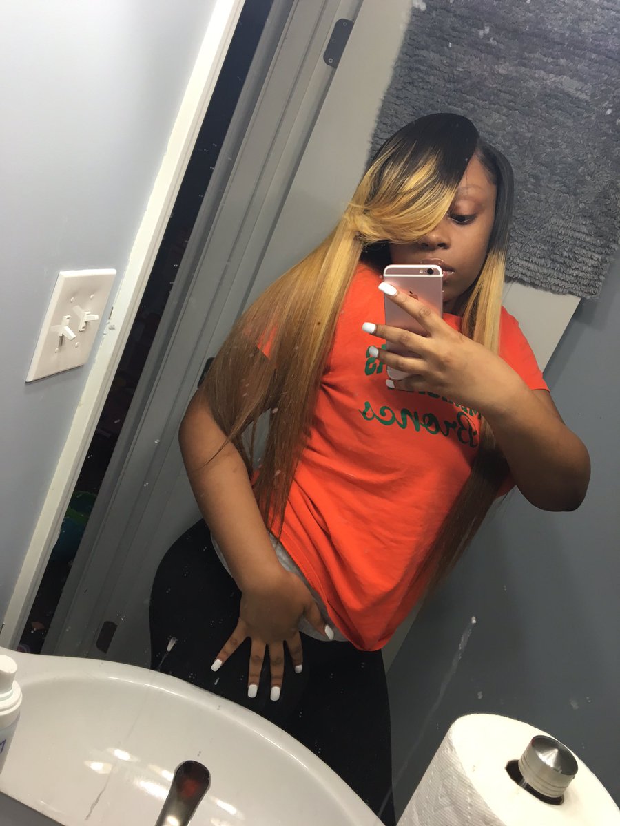 Queen__Yae's tweet photo. Something New ! 😛🤘🏽💋🍯 https://t.co/pzVbyK0o8D
