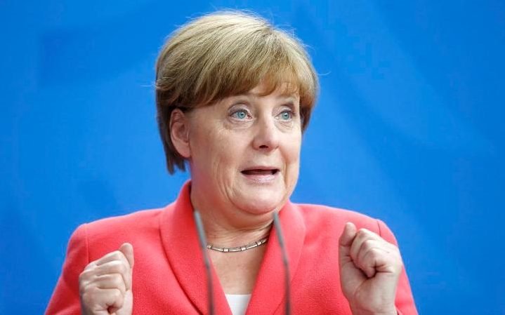 radically1's tweet image. Looks like one of the krankies