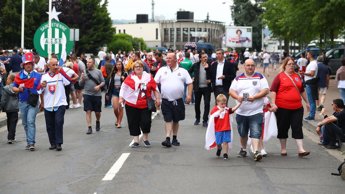 Yosserlfc2011's tweet photo. #ENG #SVK #EURO2016 #GroupB #MatchdayThree #TogetherForEngland https://t.co/hABEqnQ7um