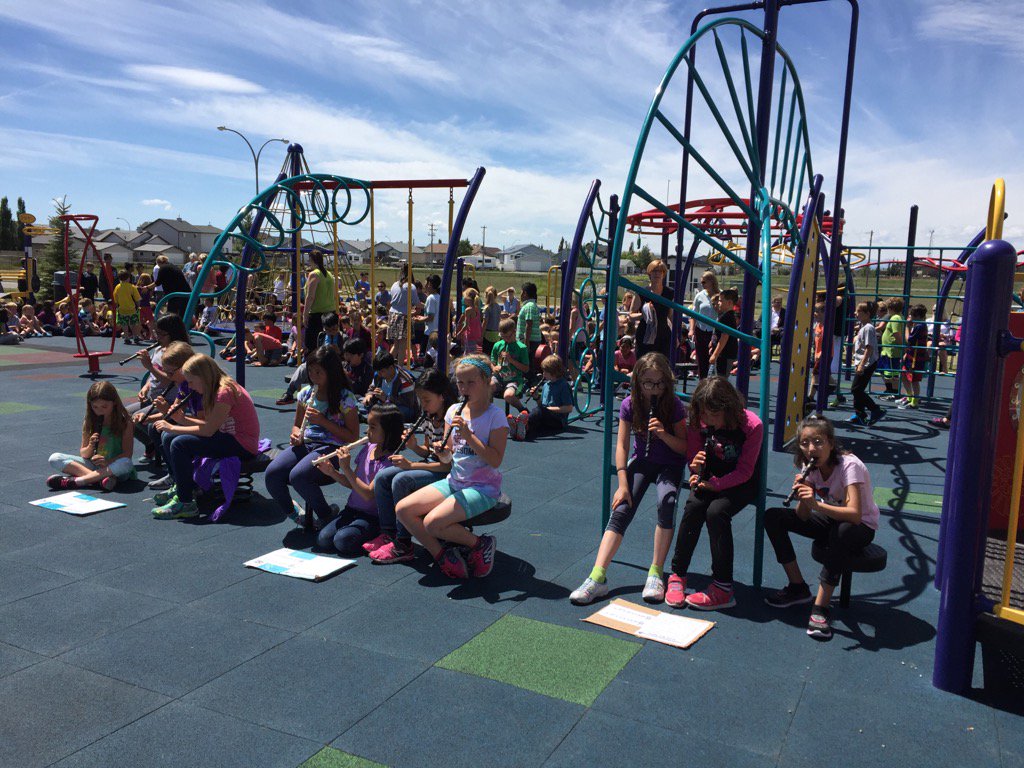 HighRivergal's tweet photo. #highriverawesome the playground at Holy Spirit looks like so much fun. Congrats to everyone involved it is awesome! https://t.co/Lgfe7nBrNz