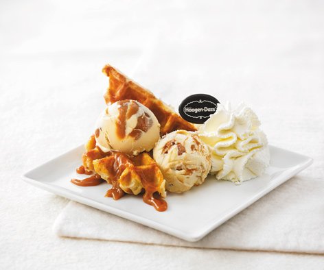 A Belgian Waffle Dream is just what you need on damp, rainy morning. #MadeinFrance #HaagenDazsIndia