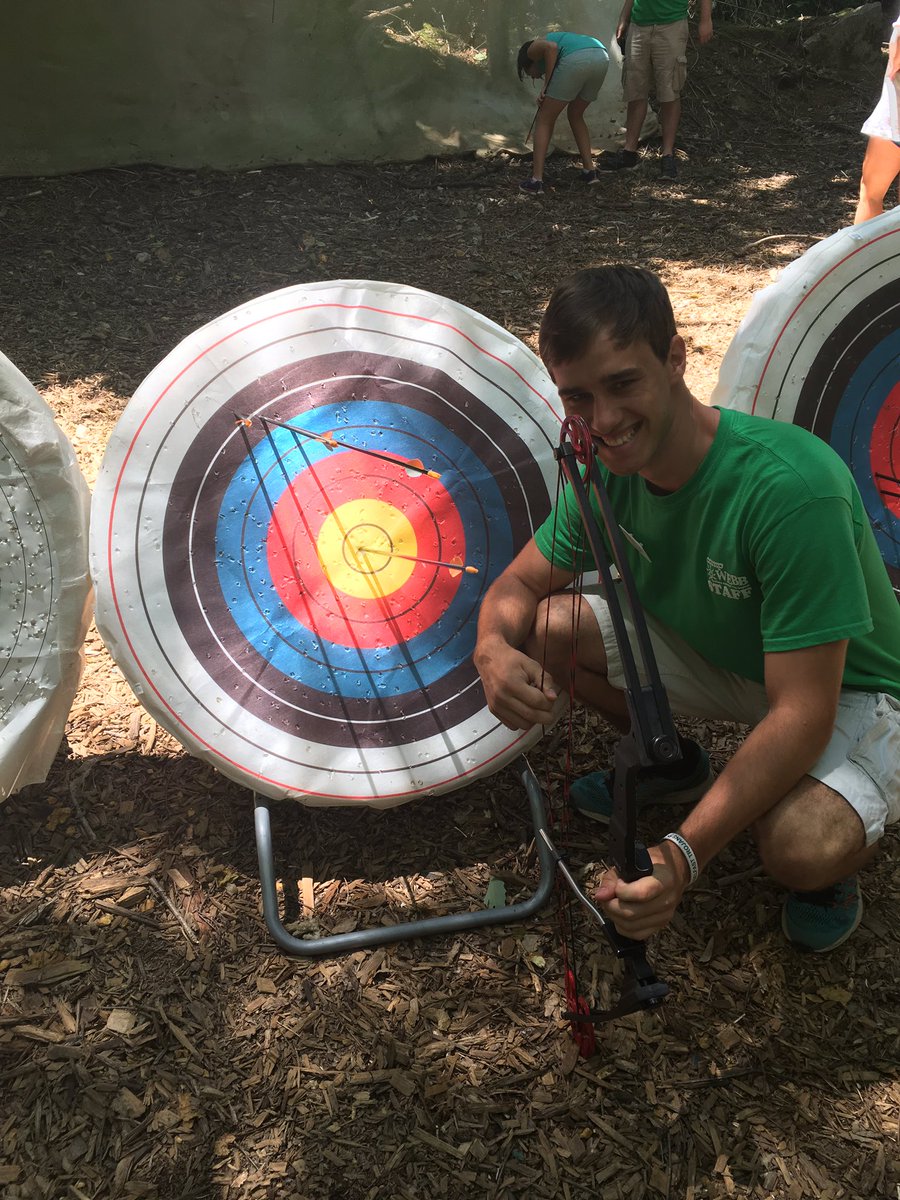 NathanWhite1718's tweet photo. Not to brag but I may be the next Katniss Everdeen #MasterArcher #Bullseye https://t.co/wAuo9Sovoy