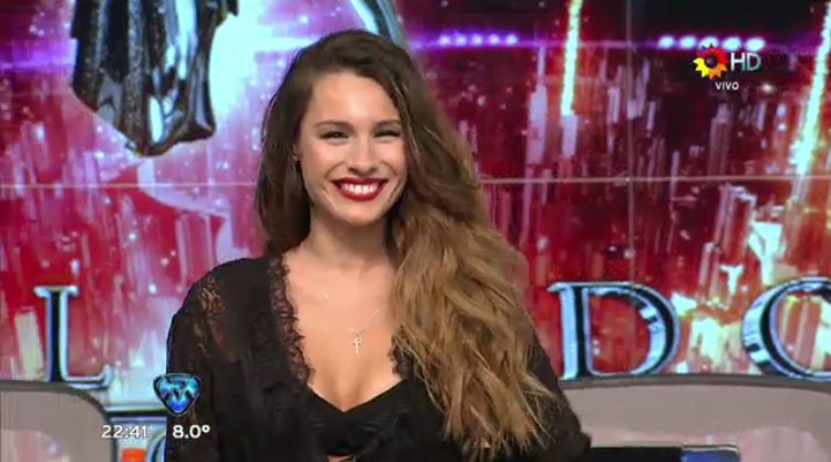 <a href="/pampitaoficial/">Pampita Ardohain</a> Diosa! Siempre esplendida, radiante! #pampita #Showmatch2016 #Bailando2016 👏🙌💖😚