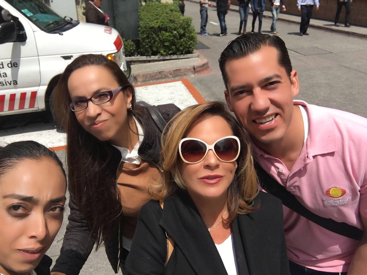 Rox Castellanos tweet media