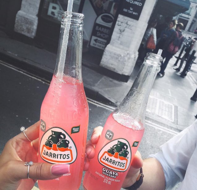 phoebe20_'s tweet photo. Summer Drinks ✌🏼️🍍🍹🌴☀️ https://t.co/trPpUZyHtE