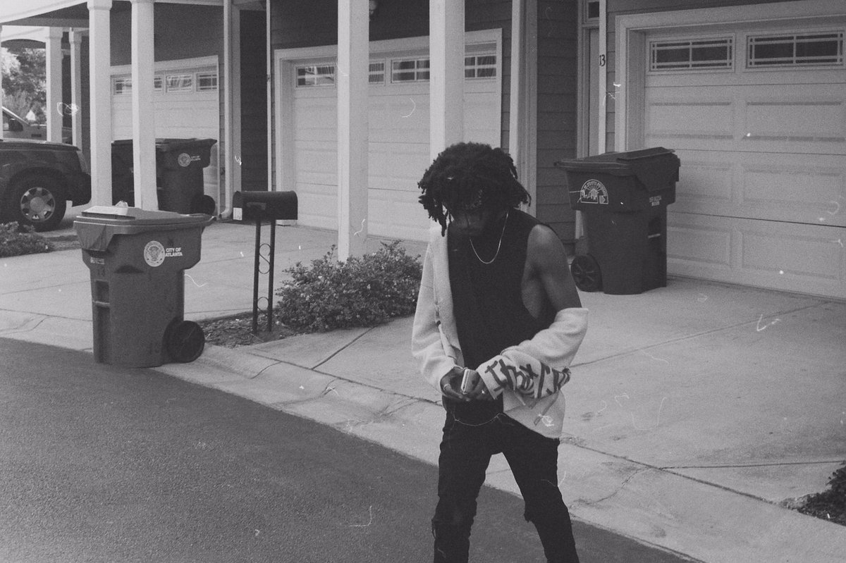 6LACK's tweet photo. read 10:09 PM https://t.co/ioExB6nT7s