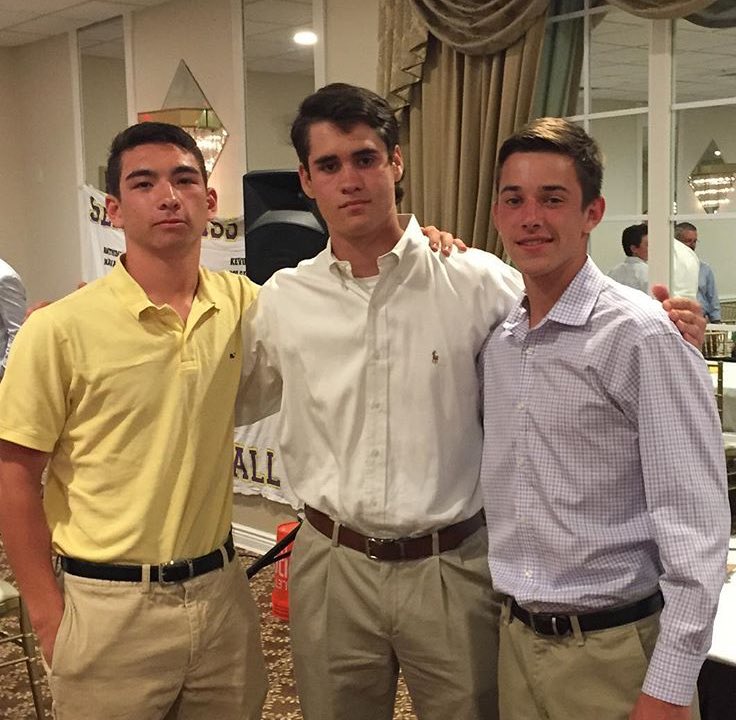 Islip_Baseball's tweet photo. End of a great night for the Islip Baseball Program!!! Thank you Seniors!!! https://t.co/LtdGjrGMXP
