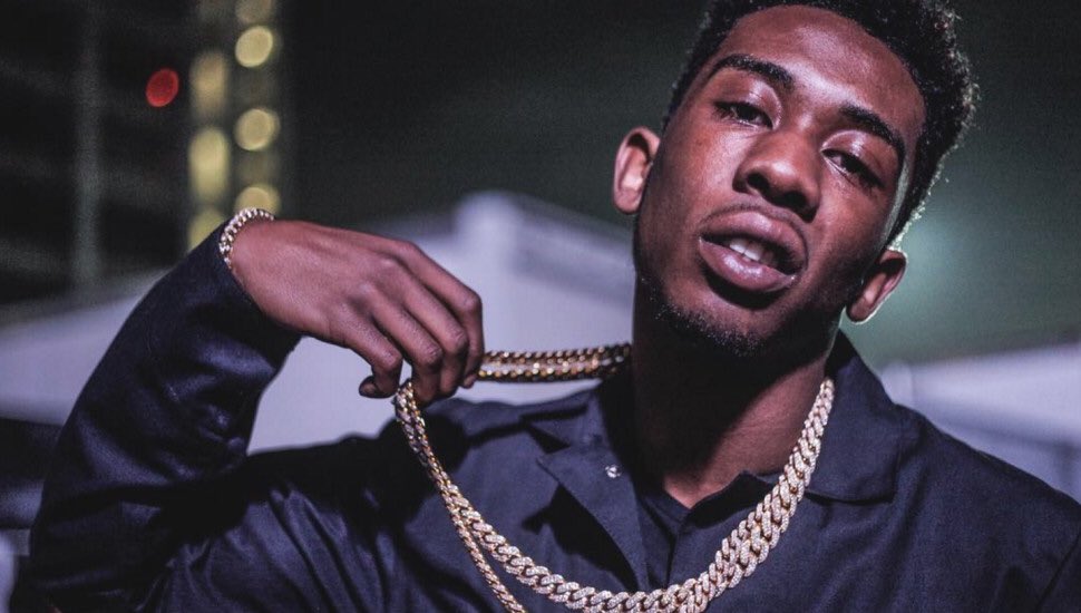skimasktroll's tweet photo. Desiigner (fake ass future)...SHOT https://t.co/IpkHXrn8BV