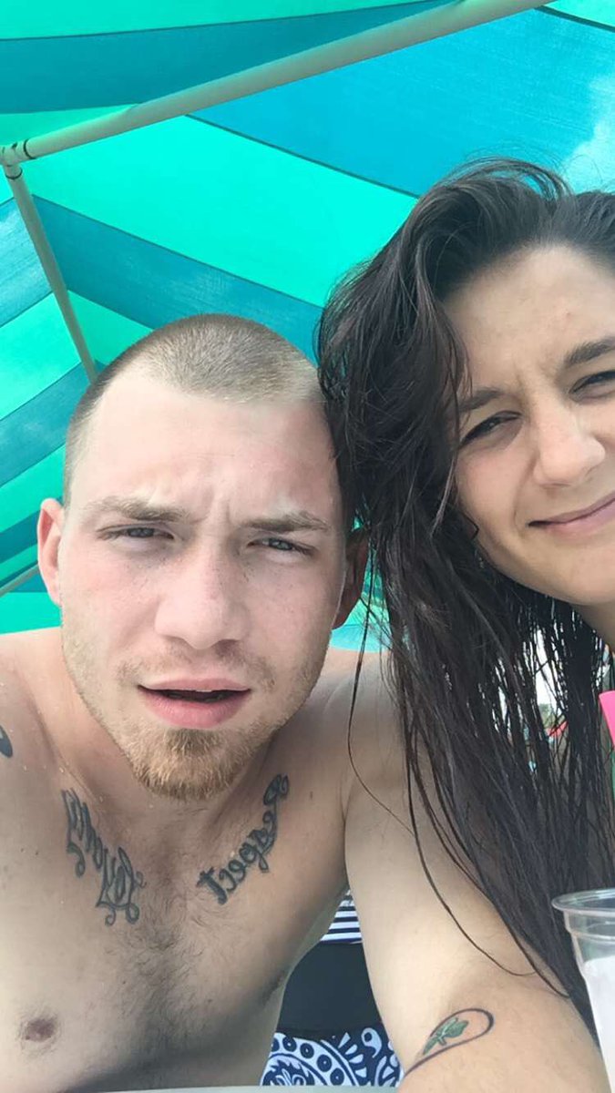 MorganNicholle's tweet photo. #MCM bc we so cute 😂💏😘💕 https://t.co/xWQXPAUAiG