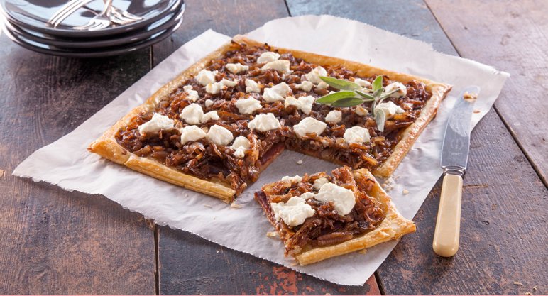 EdgellAu's tweet photo. Get your hands on @sprinksnsprts’ sensational Feta &amp; Sweet Onion Tart: https://t.co/fF9fHK5ihf #recipe https://t.co/3o9TNN9tLT