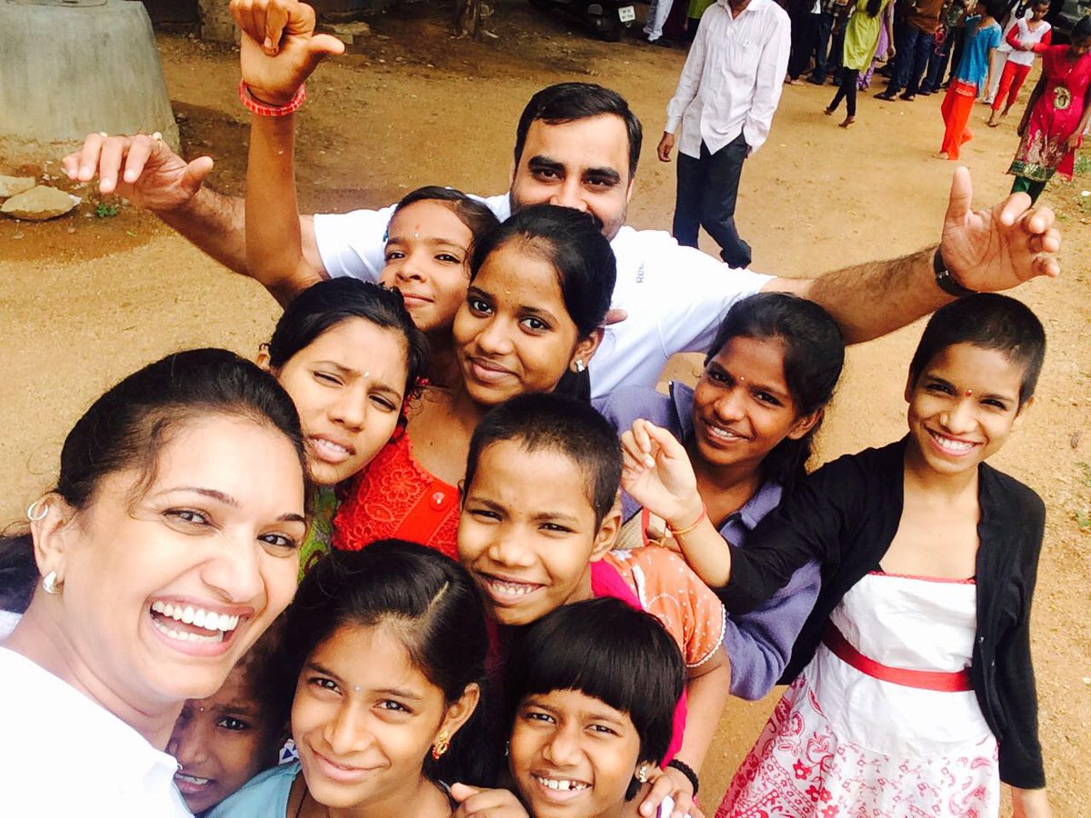 ShareChildhood's tweet photo. Tree Plantation drive on #FathersDay with #Treeism at #StateHome https://t.co/qF56auZuqh