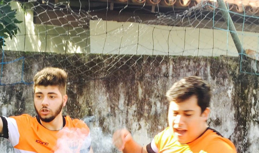 RachaTowers's tweet photo. Minha cara quando falam que o pioneiros vai acabar: https://t.co/aFIOcLpEjf