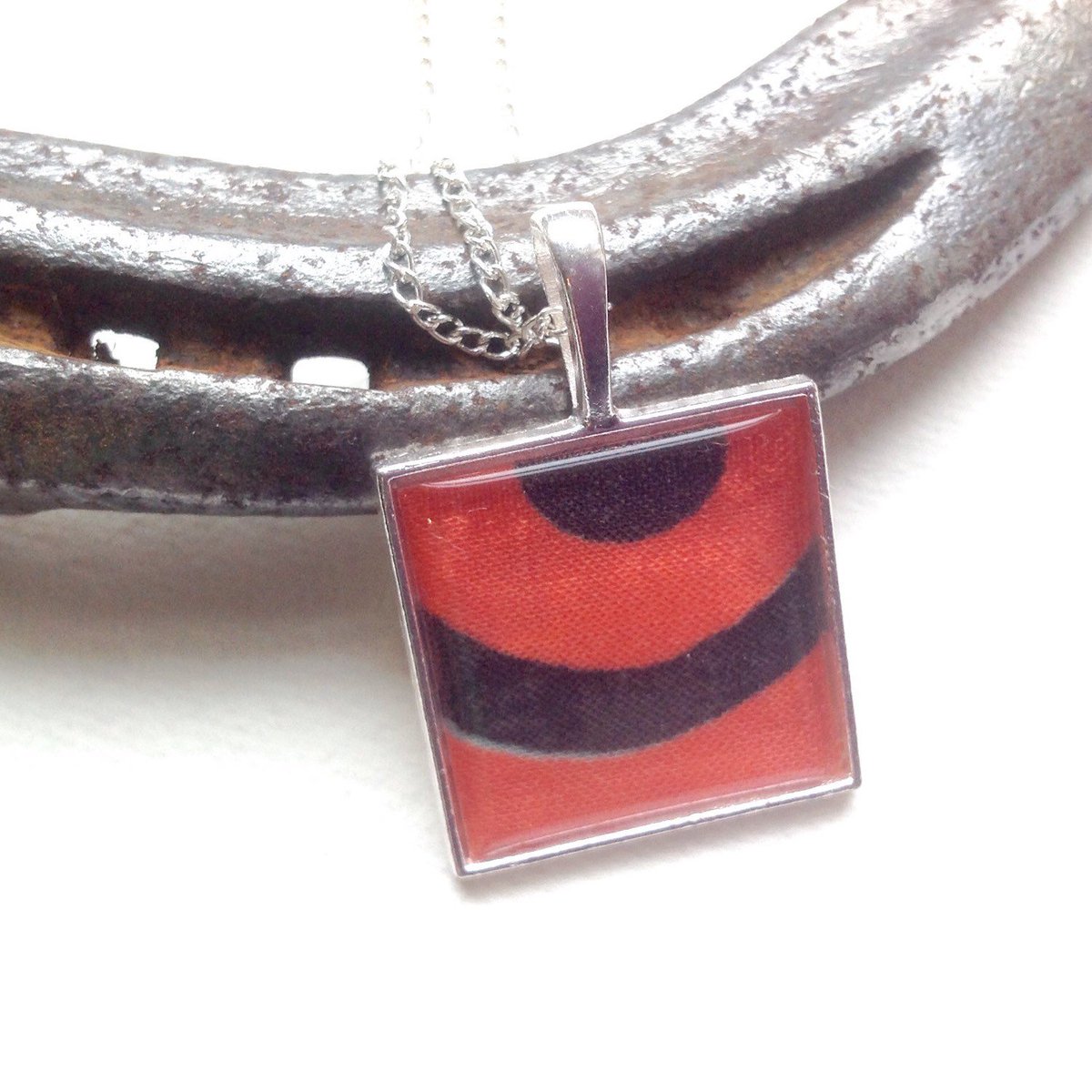 buck_lj's tweet photo. Sale Statement Necklace ~ Retro Orange Black Print Fabric Pendant, Bold J⦠https://t.co/XoWcO8GQWM #Etsy #ModernGift https://t.co/hvxhrXOhal
