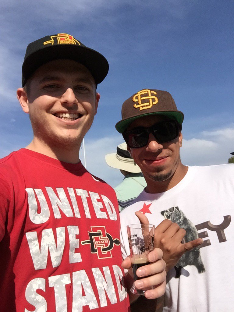 david_kline's tweet photo. #SDSUSUMMER @SDSUBookstore https://t.co/JTSutMnOfA