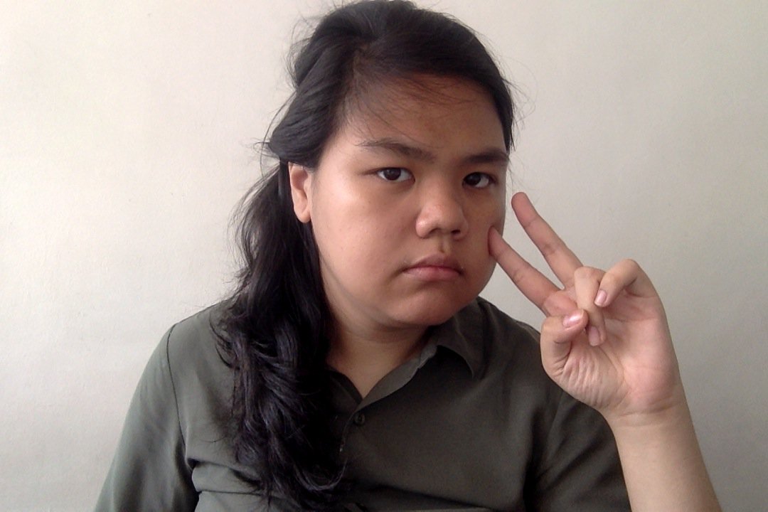 warworn's tweet photo. naiwan kong naka-bun yung buhok ko overnight #instaperm https://t.co/ums26Imtpw