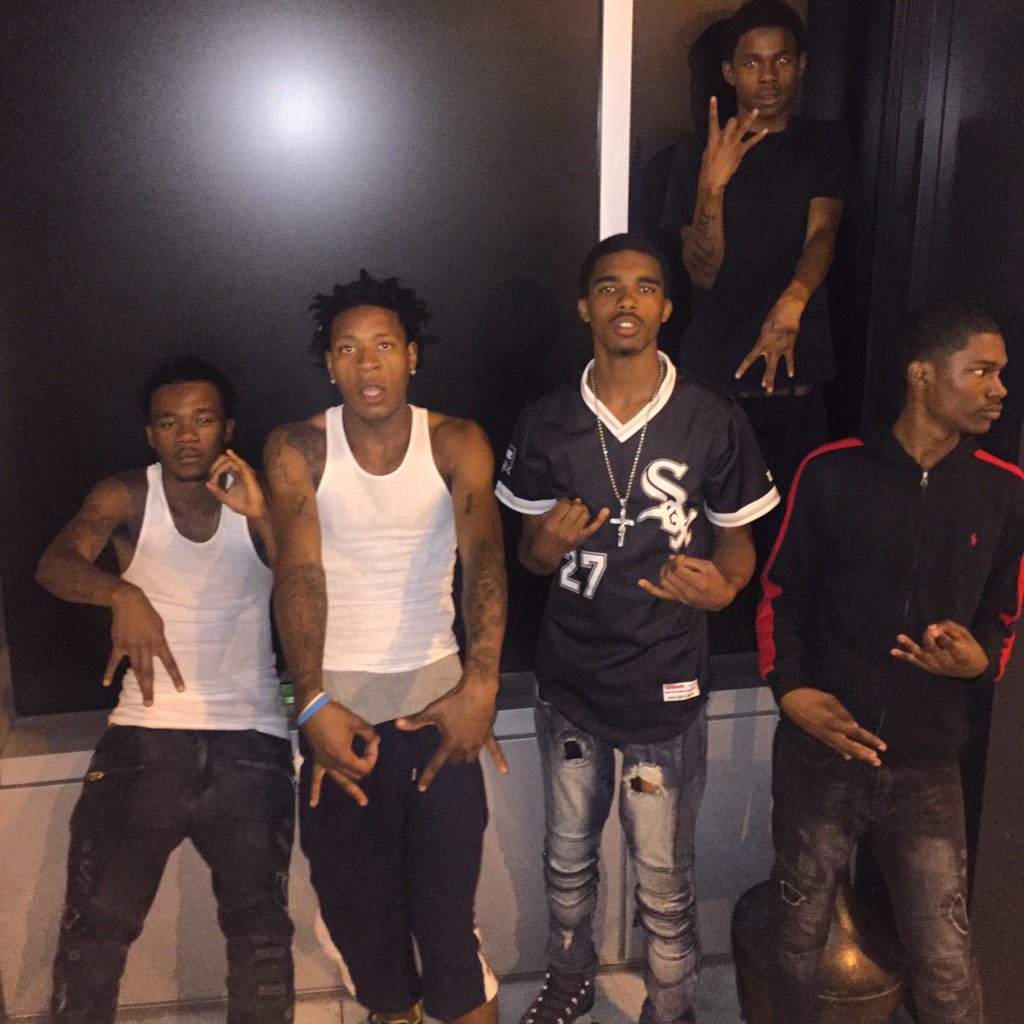 MarcusFrmDaO's tweet image. You Can't Hang You Ain't GangGang 😈😷 #OBMG #BSG #TWK #DieY2X