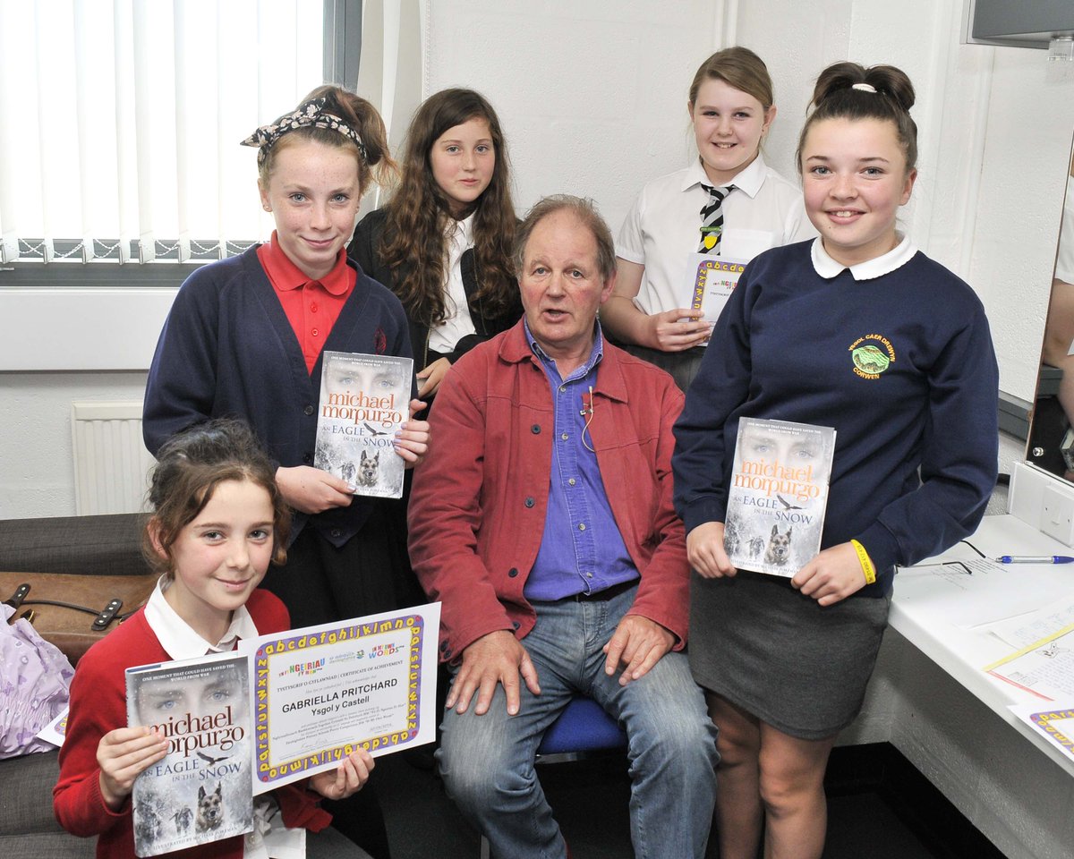 cyfoeth_enrich's tweet photo. Congratulations Top 5 "In My Own Words" Prize-winners - Michael Morpurgo took your winning poems home with him! https://t.co/KwVRj06nCF