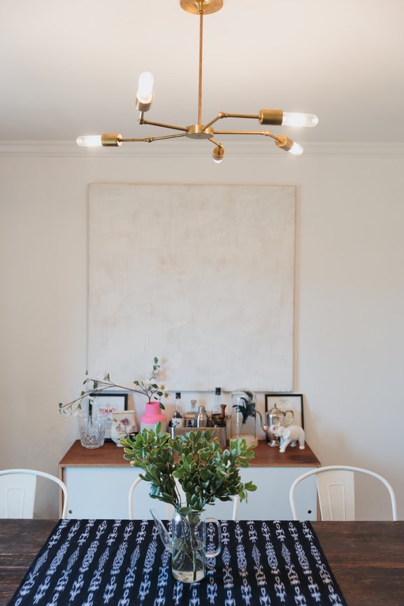 Domaincomau's tweet photo. Building and decorating trends that date your home the most https://t.co/PXJRNW0uHL #decorating https://t.co/pM8PKXm9ma