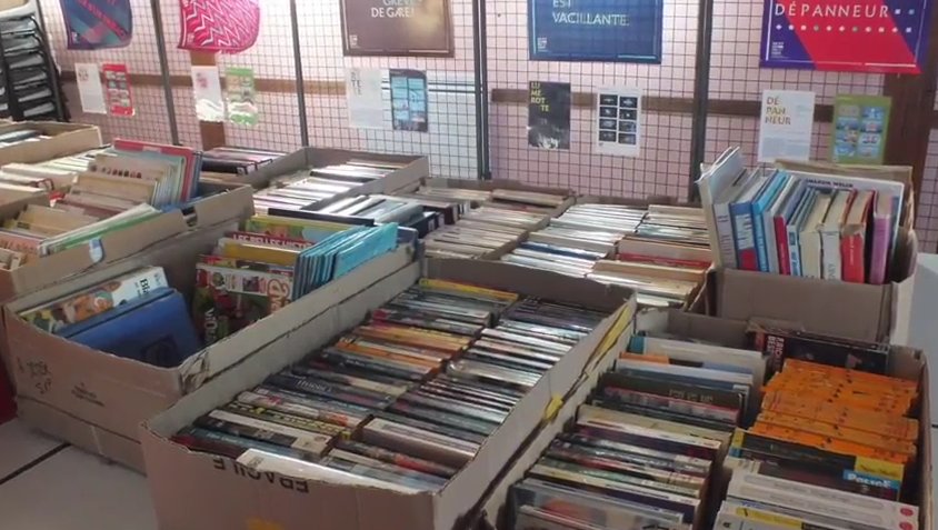 languesFR's tweet photo. [Réalisation] Jeux de société, bourse aux livres, dictée pour la #slff16 de Thérouldeville > https://t.co/rWzSTGdA9Z https://t.co/JP5CXC1B9j